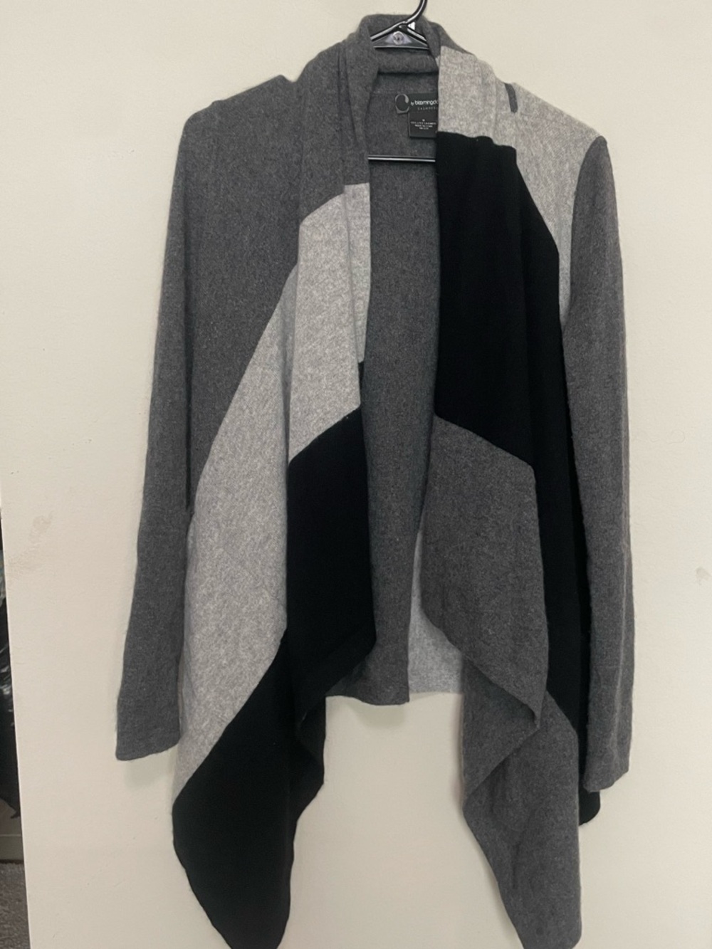 Bloomingdale's Gray and Black Colorblock Open-Front Cardigan
